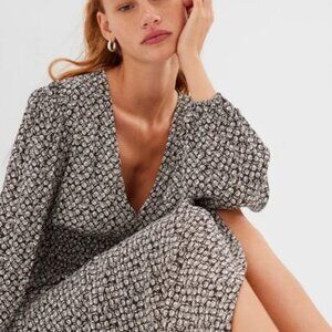 Gap Smocked Waist Puff Maxi Dress